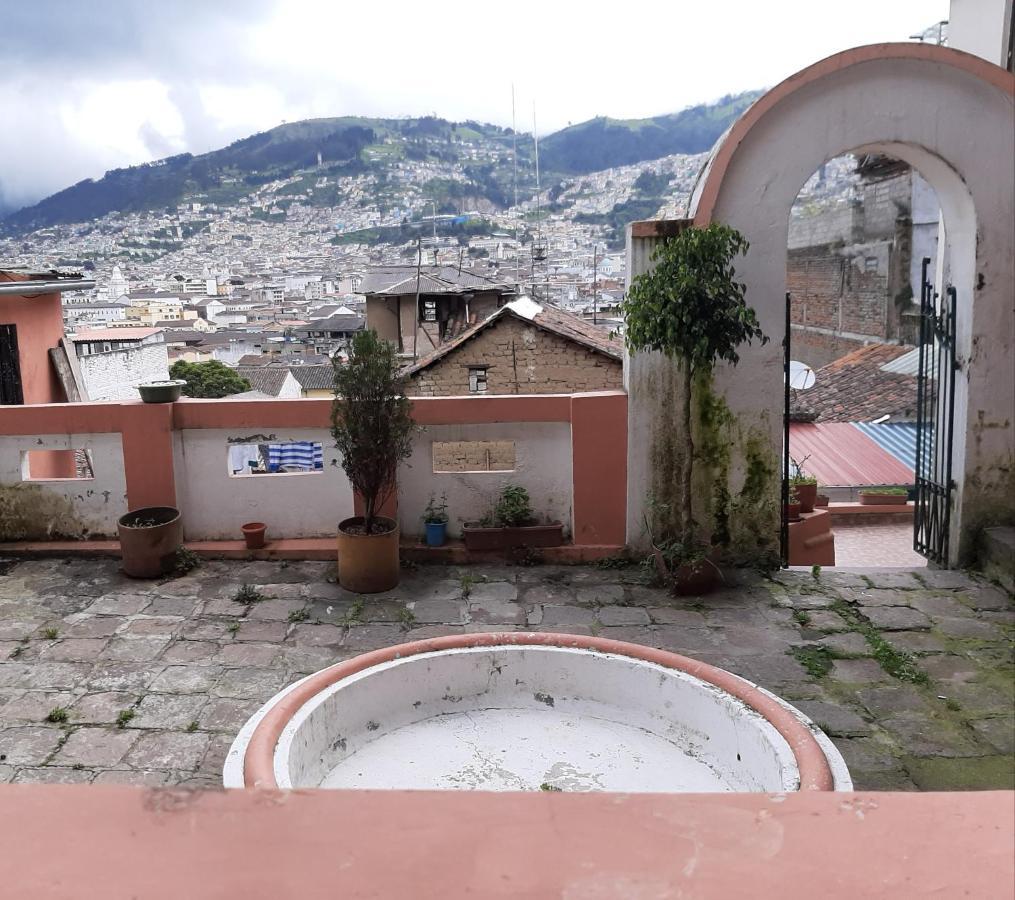 Casa Bella Vista Hotel Quito Exterior photo