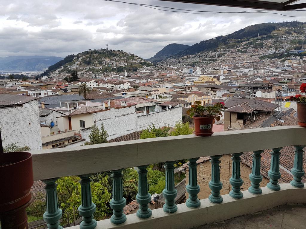 Casa Bella Vista Hotel Quito Exterior photo